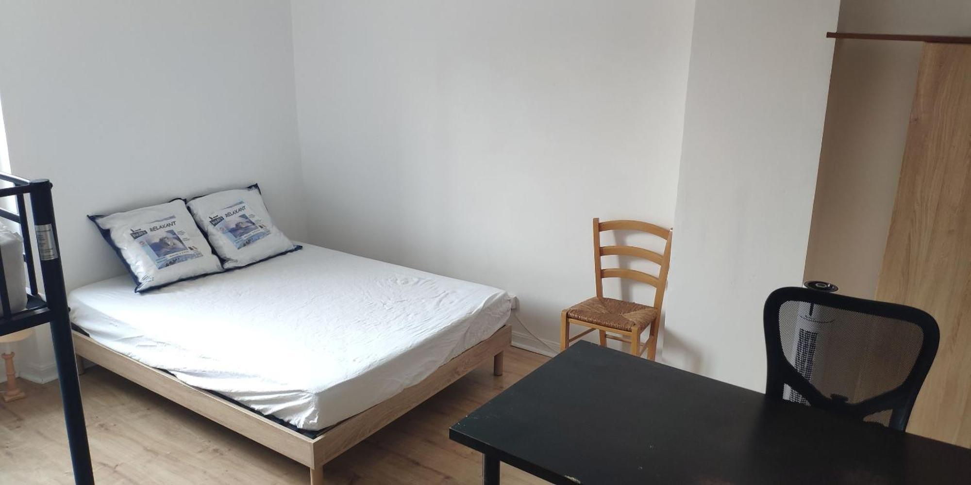 Appartements Simples Et Fonctionnels Pamiers Bagian luar foto